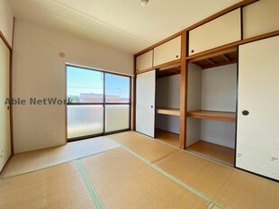 グランピアマンション建山の物件内観写真